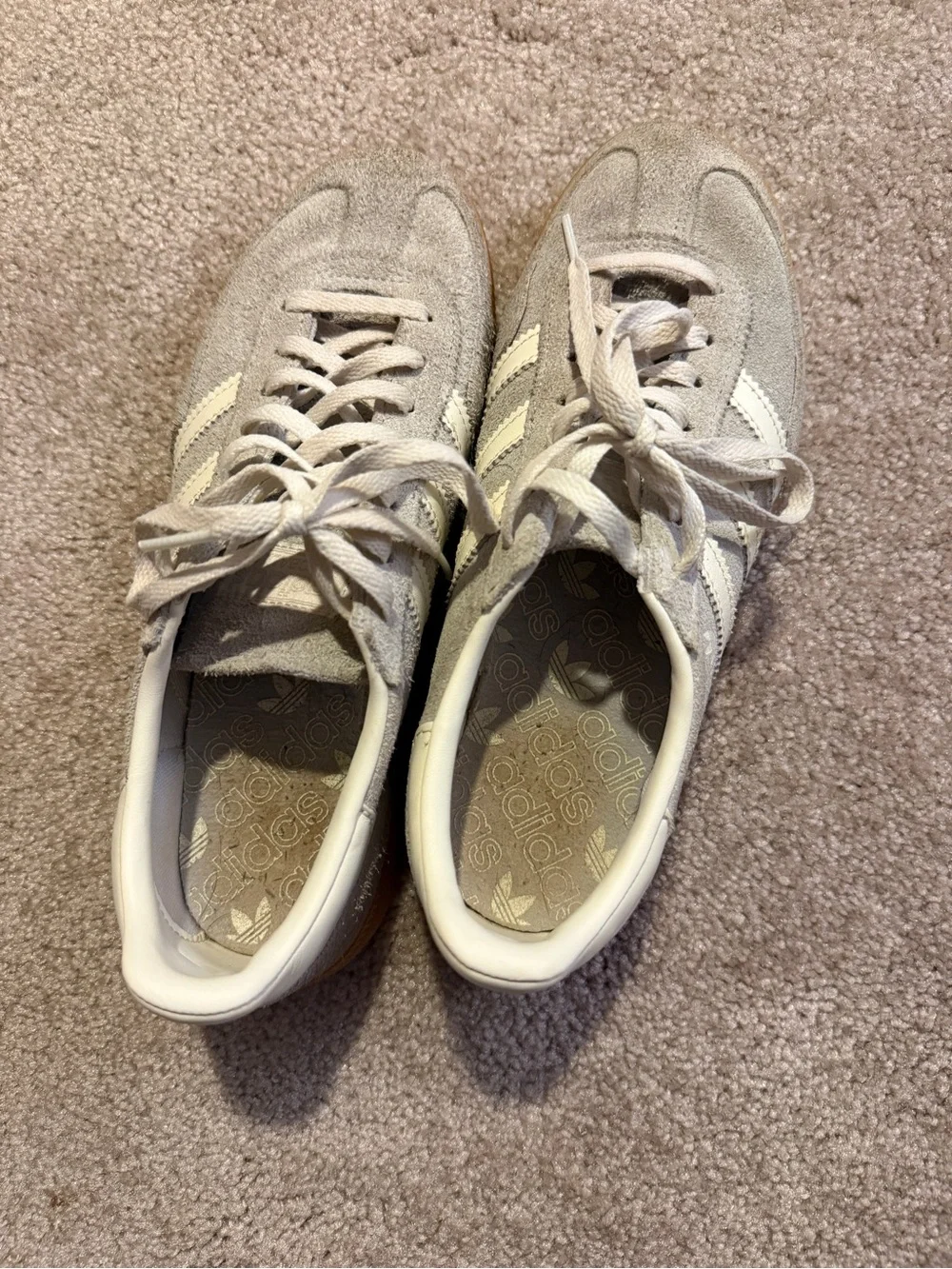 adidas Spezial Suede Sneaker in Light Grey and Gum Size 7